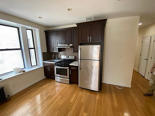 2nd image of 408 W 120th St #40B