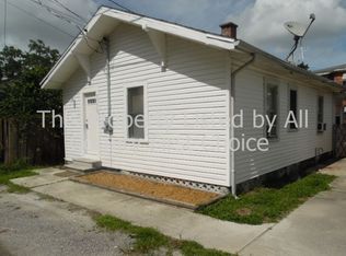 936 1/2 11th St N, Saint Petersburg, FL 33705
