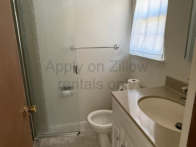 5116 Troy Ave — Photo 13