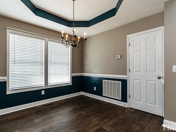 3rd image of 45 Pedernales Dr