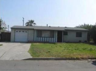 18571 Sequoia Ave, Bloomington, CA 92316