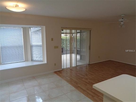 5th image of 612 Cave Hollow Ln