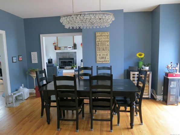 88 Brookfield Rd, Seymour, CT 06483