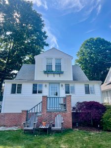 19 Hartford Avenue, Old Saybrook, CT, 06475