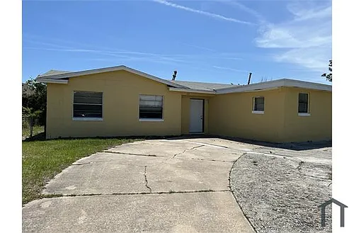1051 E Patrick Cir Photo 1