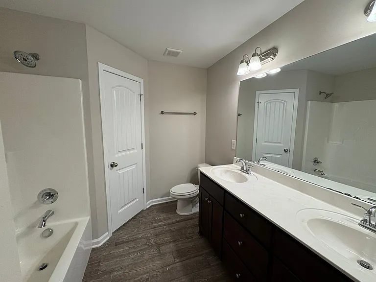 1529 Gambill Wood Dr — Photo 21