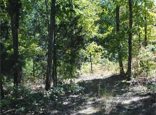 509 Toad Hollow Rd, Lobelville, TN 37097