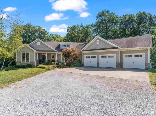 17579 Timber Ridge Ln, Petersburg, IL 62675