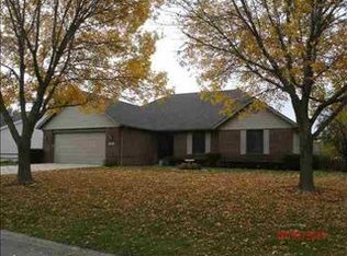 4401 W Robinwood Dr, Muncie, IN 47304