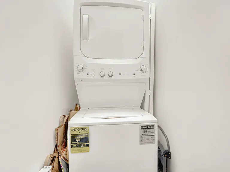 1010 W Dakin St #2 — Photo 10