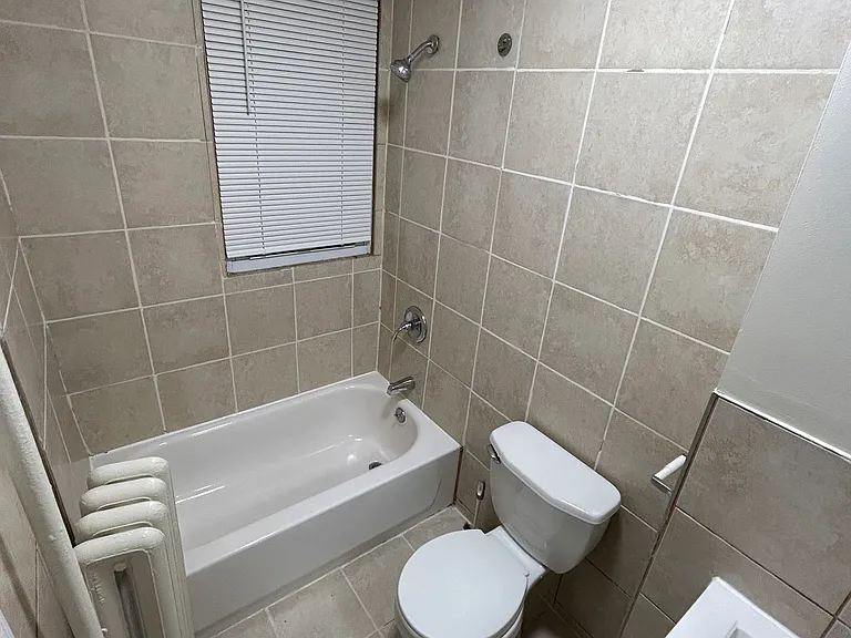 1077 Main St #9ELDRIDGE-1 — Photo 7