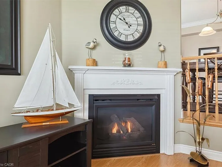 442 Maple Ave #Townhouse 1-1 — Photo 6