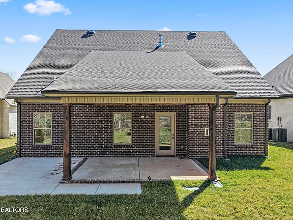 5th image of 1125 Chardonnay Ln