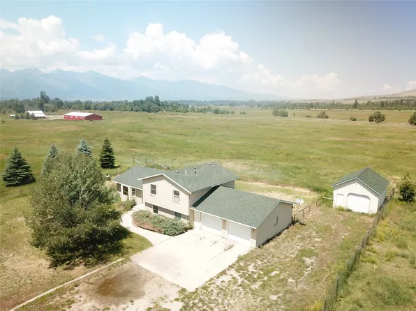 1242 S Burnt Fork Rd, Stevensville, MT 59870