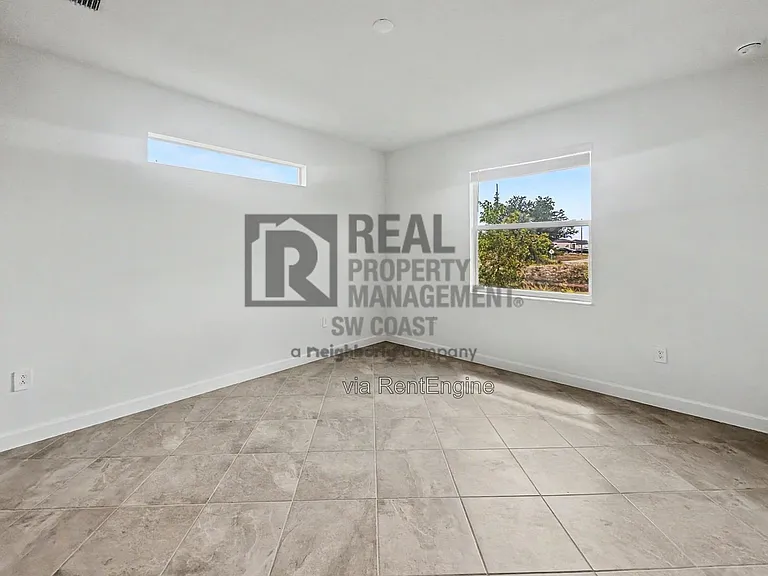 20501 Hazelnut Ct S — Photo 6