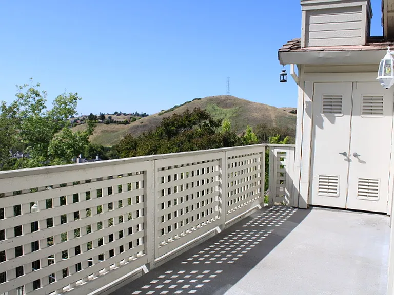 258 Napoli Ct — Photo 26
