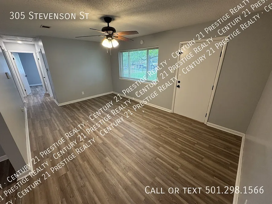 305 Stevenson St — Photo 4