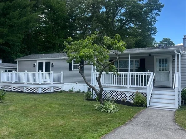 8 2nd Ave, Merrimac, MA 01860