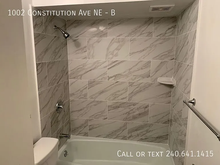 1002 Constitution Ave NE #B — Photo 15