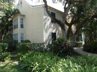 1355 Ivy Ct, Vero Beach, FL 32963