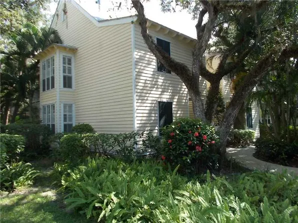 1355 Ivy Ct, Vero Beach, FL 32963