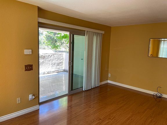 4th image of 13076 Wimberly Sq Unit 45