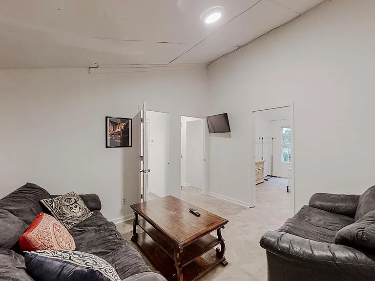 6029 Ridge Dr SE — Photo 7