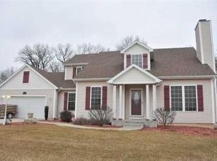 29835 Tealwood Dr, Elkhart, IN 46514