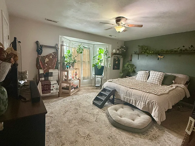 4902 Woods Edge Rd — Photo 1