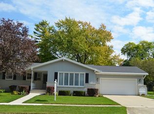 55 Park Ln, Fond Du Lac, WI 54935