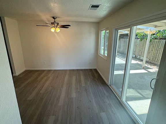 5th image of 2300 Saint James Pl