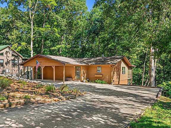 2nd image of 202 Chippewa Dr