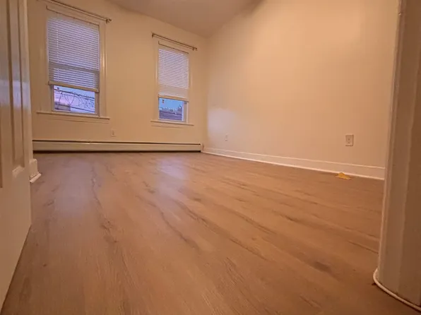 333 Sip Avenue image 7 of 14