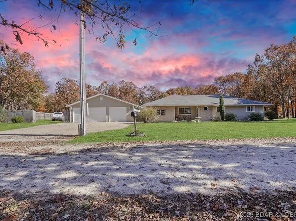 54 Timberlake Ln, Linn Creek, MO 65052