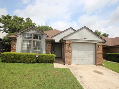 1440 Horncastle St, Fort Worth, TX, 76134