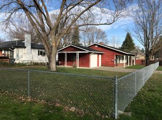 914 S Peach St, Medford, OR