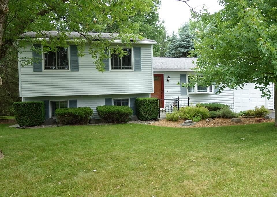 1st image of 3975 Sandpiper Ln