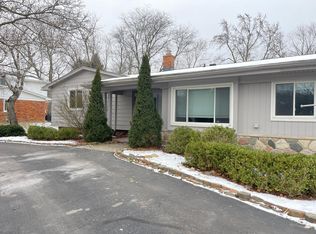 2505 Rambling Way, Bloomfield Hills, MI 48302