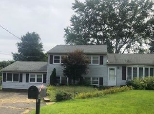 3 Morris Rd, East Haven, CT 06513