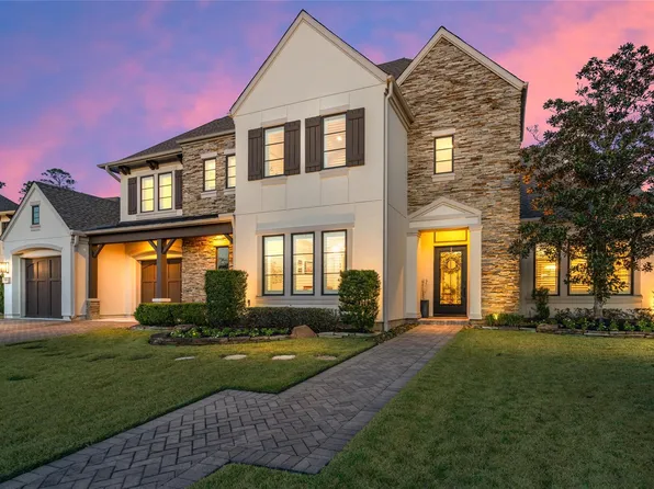 64 S Parkgate Cir, Shenandoah, TX 77381