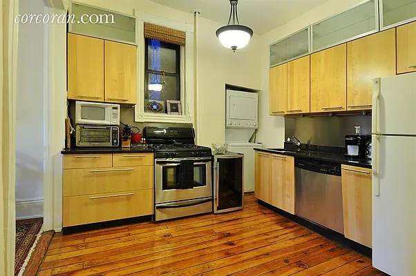 Rented by Corcoran | media 11