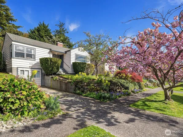 6522 42nd Avenue NE, Seattle, WA 98115