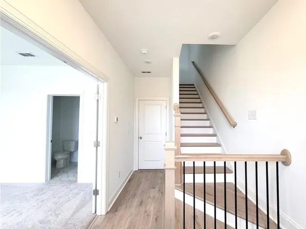 4802 Larkin Pass, Buford, GA 30518