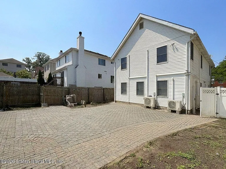 19 Hillcrest Ave — Photo 14