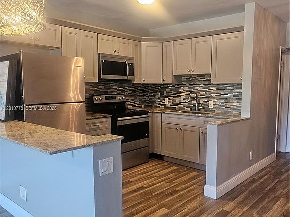 3rd image of 3116 E Sunrise Blvd #3116