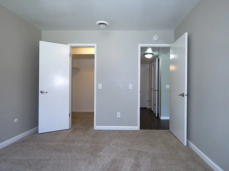Grove Acre #9 bed1 SM