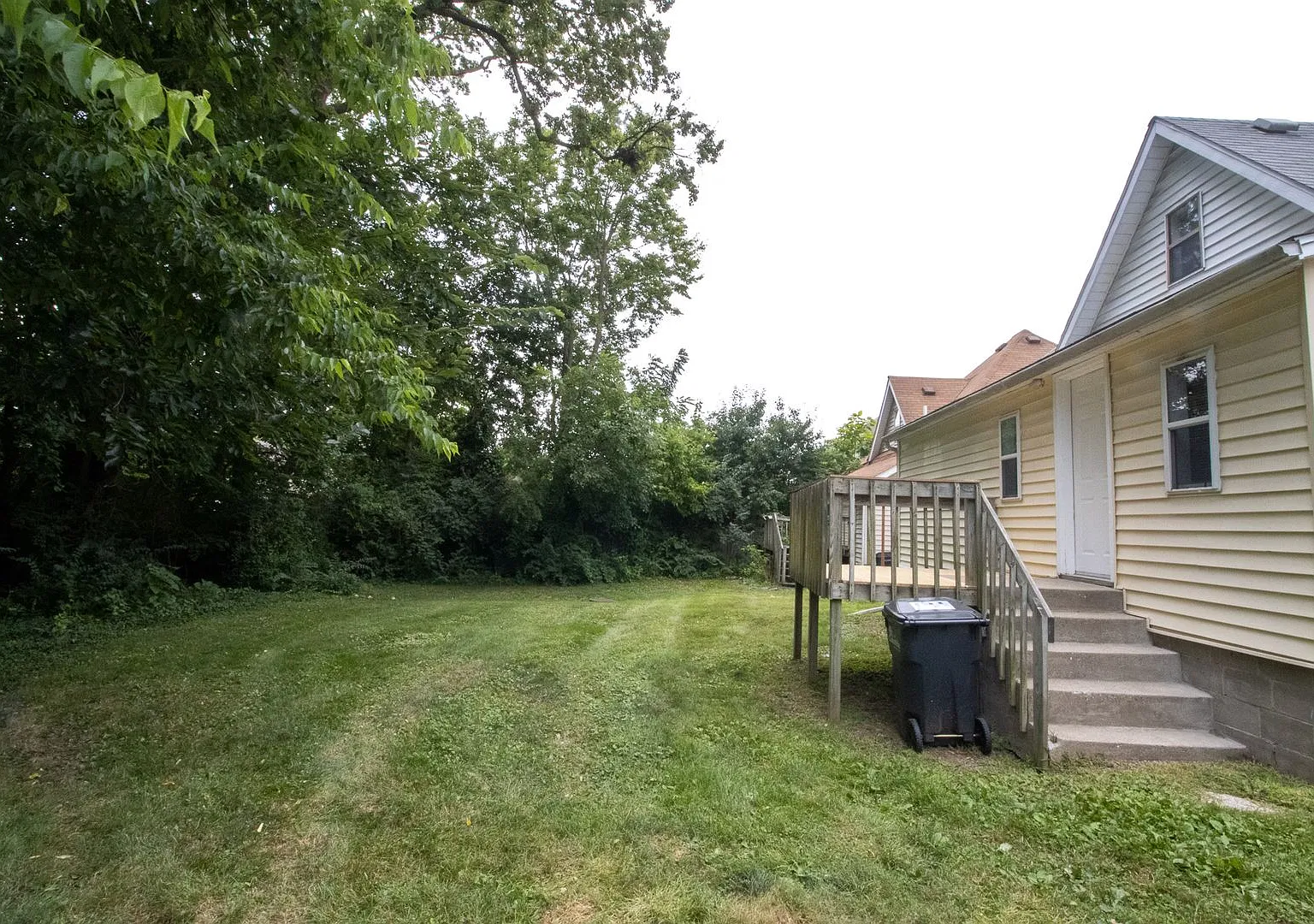 3 Bed 2 Bath House Columbia College — Photo 2