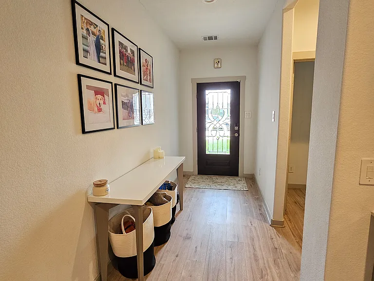 1507 Maple Ridge Dr #1 — Photo 3