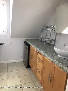 36 Surf Ave — Photo 28