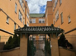 11 N Pine Ave APT 2E, Chicago, IL 60644